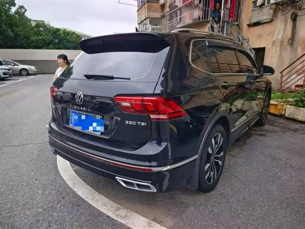 Volkswagen Tiguan L 2025 330TSI Automatic 2WD R-Line Dragon Glory Edition фото 6