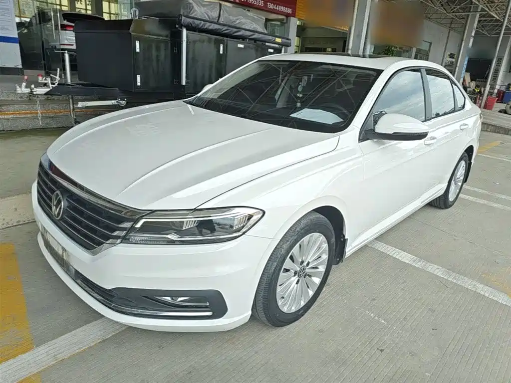 Volkswagen Lavida 2022 1.5L Auto Comfort Edition фото 2