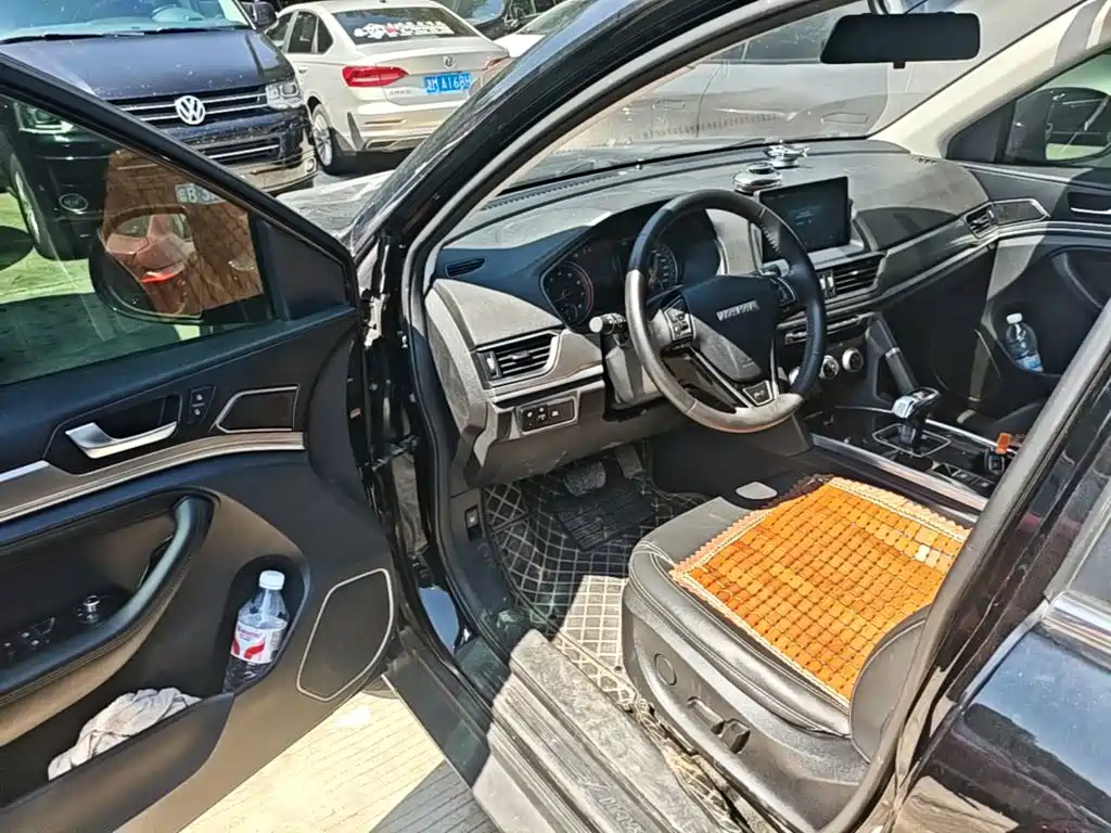 Photo 16 - Haval H6