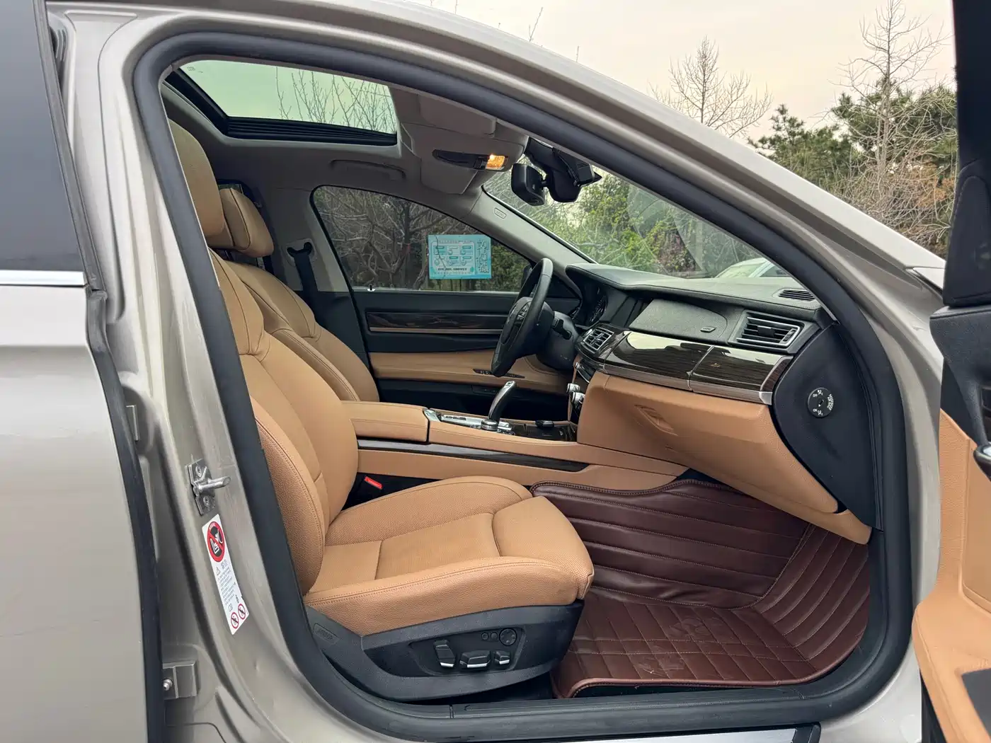 BMW 7 Series 2009 740Li Luxury фото 23