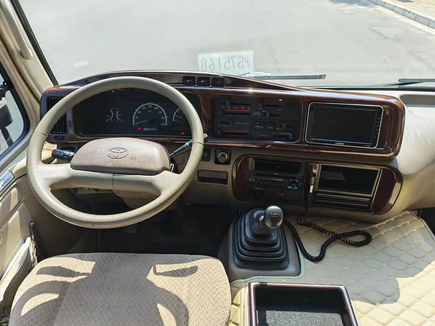 Toyota Coaster 2007 2.7L Gasoline Premium Edition 20-seater фото 8