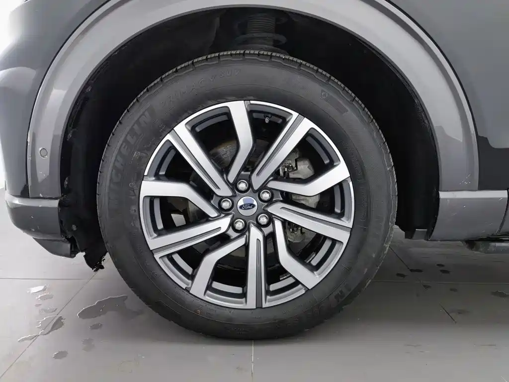 Ford Explorer 2024 2023 EcoBoost 285 AWD Titanium Edition 7-Seater