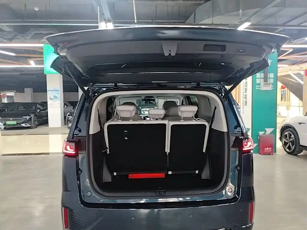 Voyah Auto Voyah Dreamer 2025 EV AWD Flagship Kunpeng Edition фото 19
