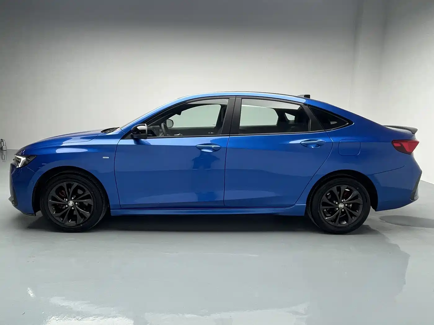 Buick Verano 2023 Pro GS Gale Edition фото 9