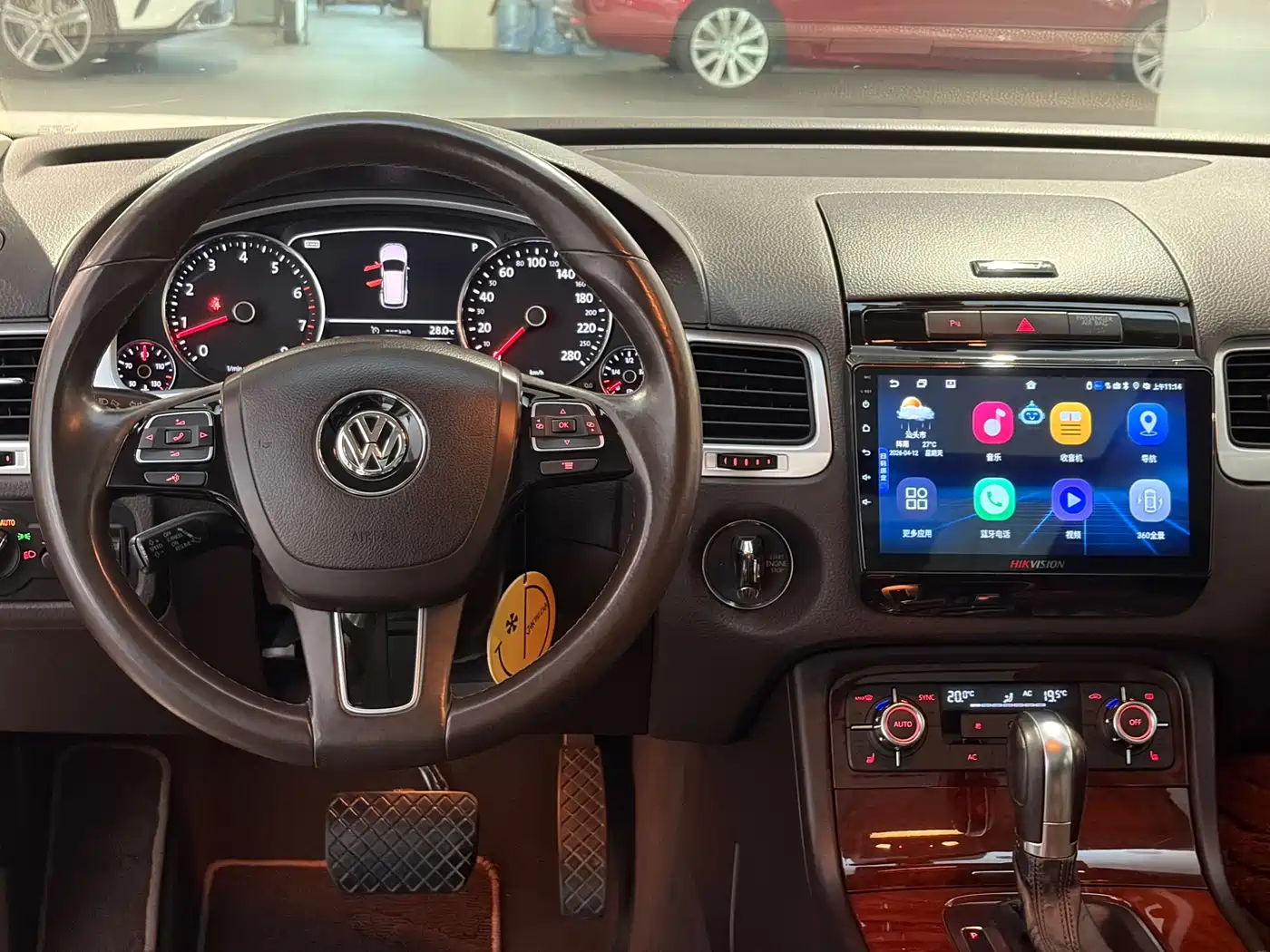 Volkswagen Touareg 2011 3.0TSI Standard фото 13