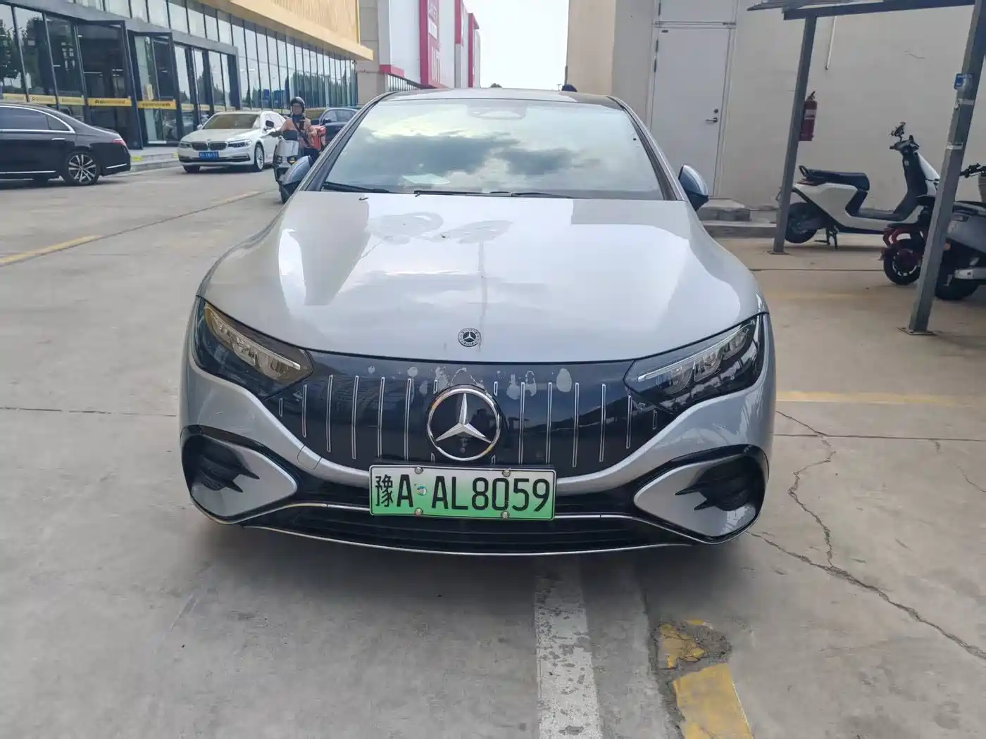 Mercedes-Benz EQE 2022 350 Pioneer Edition фото 3