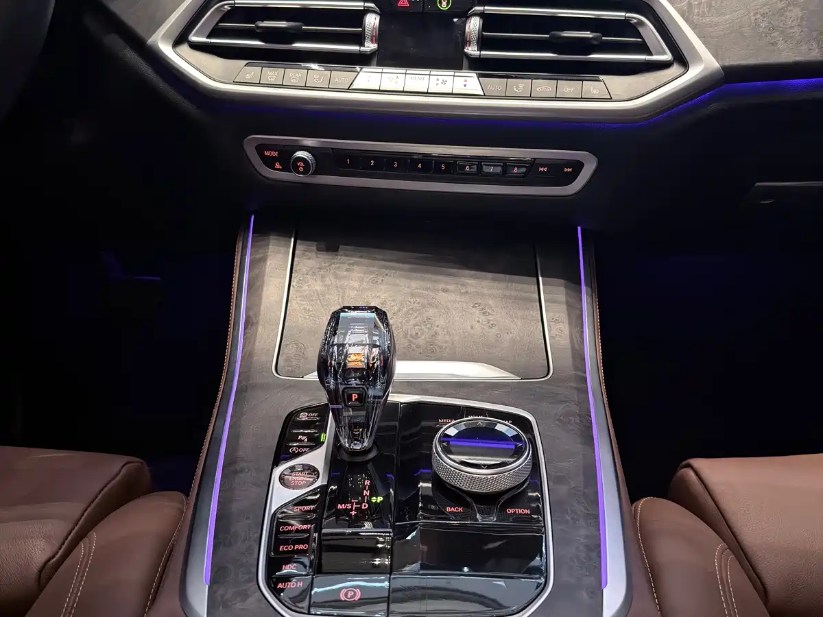 BMW X5 (Import) 2021 xDrive30i M Sport Package фото 9