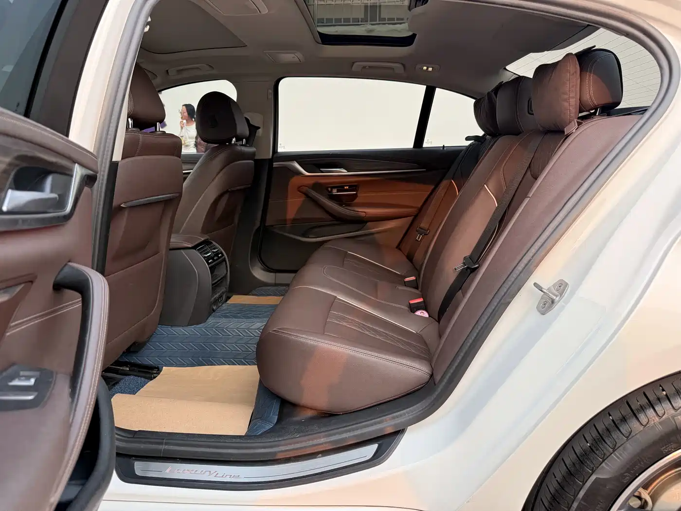 BMW 5 Series 2021 530Li Leading Luxury Package фото 11
