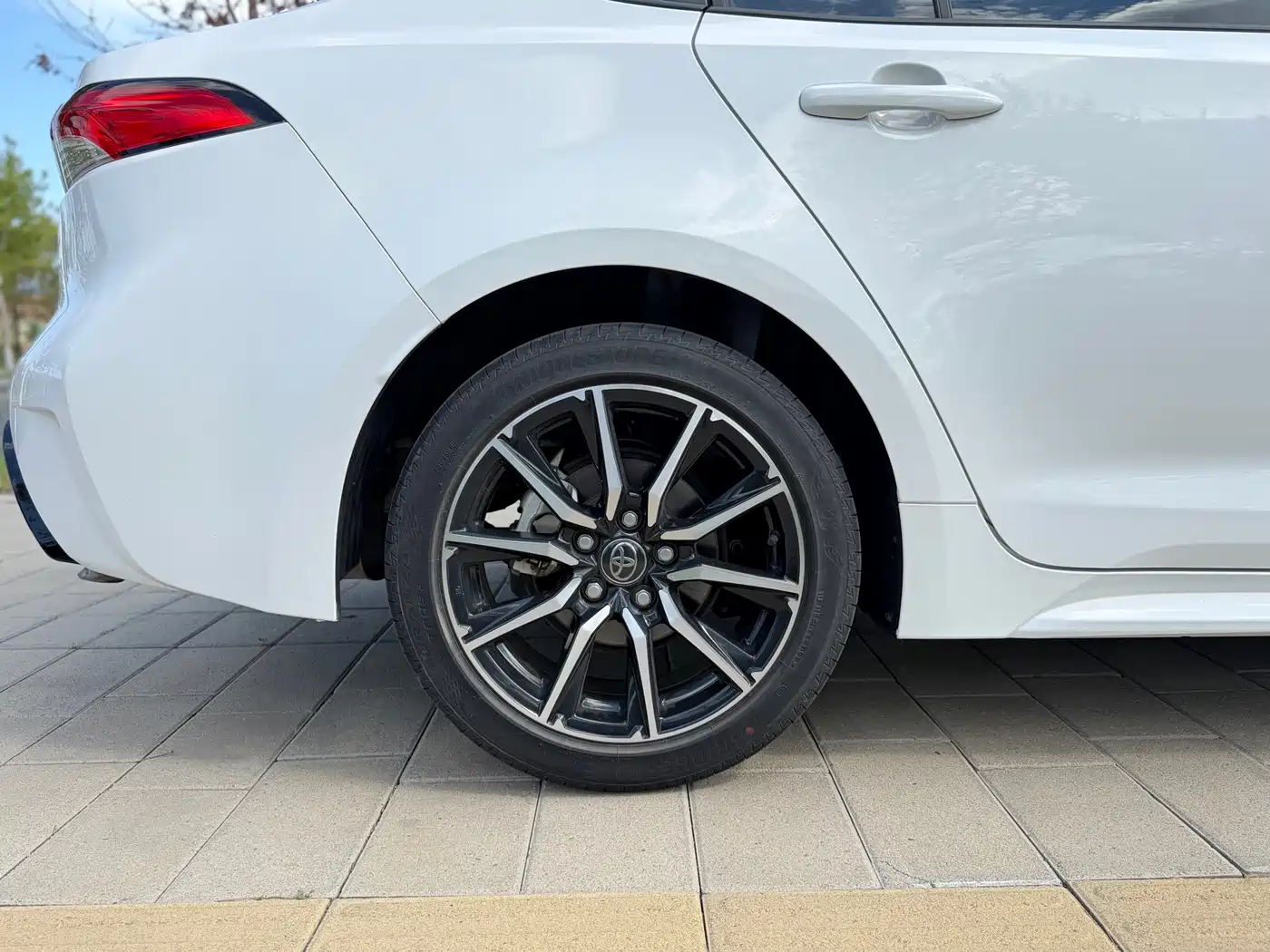 Toyota Levin 2023 Smart Hybrid 1.8L Sport Edition фото 15