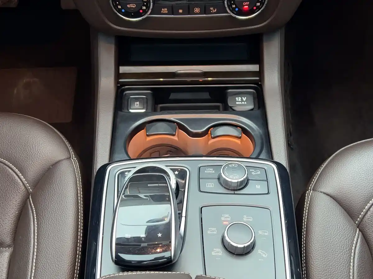 Mercedes-Benz GLS 2018 GLS 400 4MATIC Dynamic фото 17