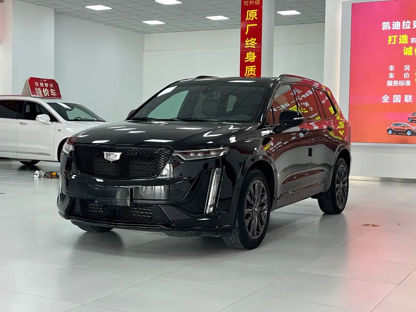 Cadillac XT6 2024 2025 2.0T 6-Seater AWD Executive Black Label Edition
