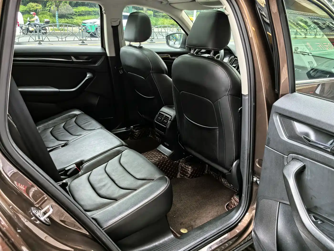 Škoda Kodiaq 2018 TSI330 5-seat FWD Luxury Premium фото 16