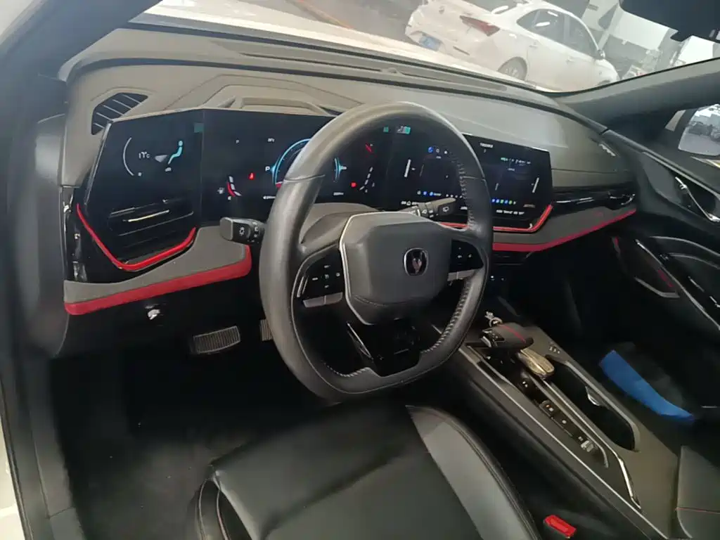 Changan X5 PLUS 2024 2024 1.5T DCT Pioneer Model