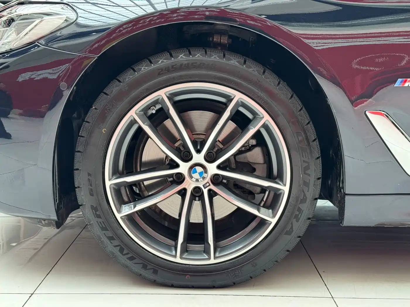 BMW 5 Series 2022 Model Second Facelift 525Li M Sport Package фото 8