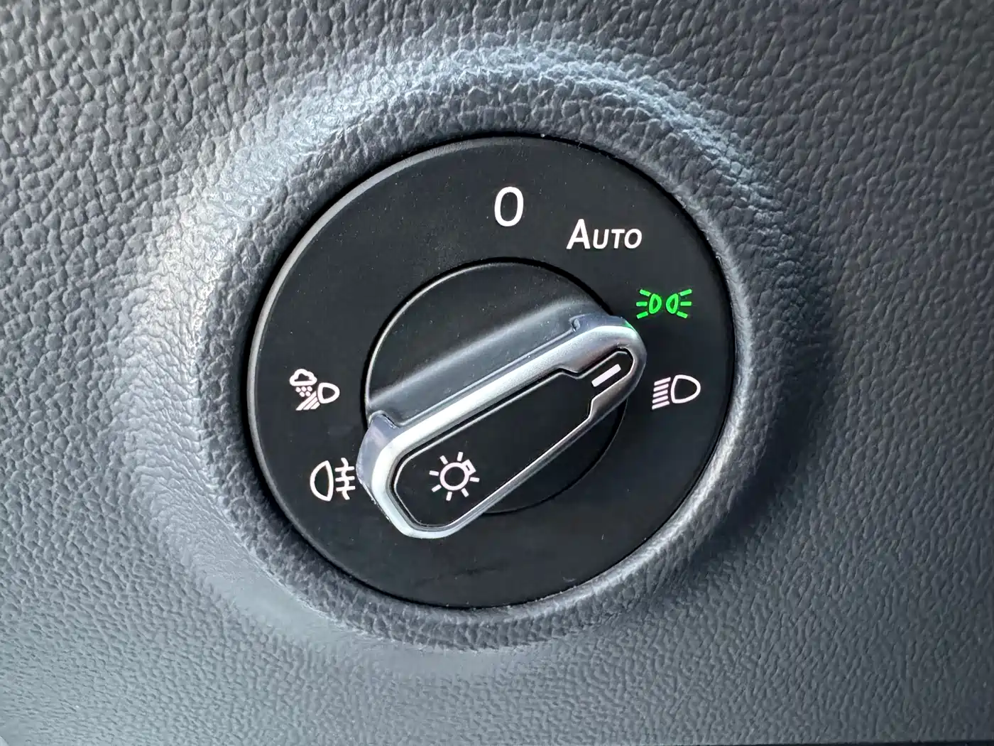 Volkswagen Tayron 2023 280TSI 2WD Luxury Plus Advanced Edition фото 12