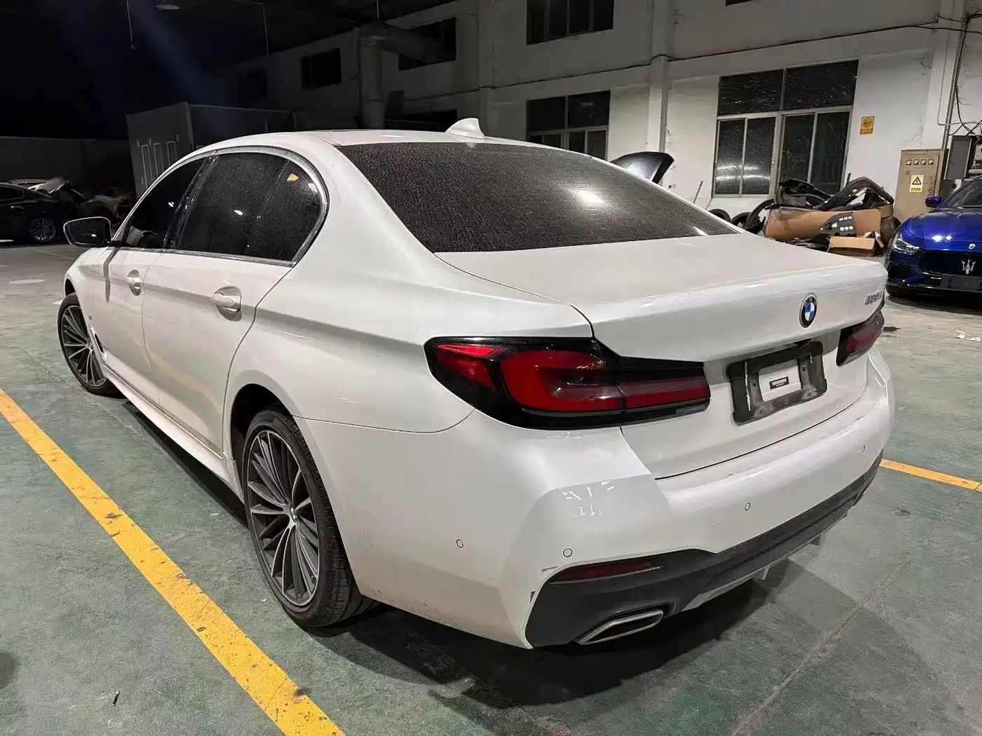 BMW 5 SERIES