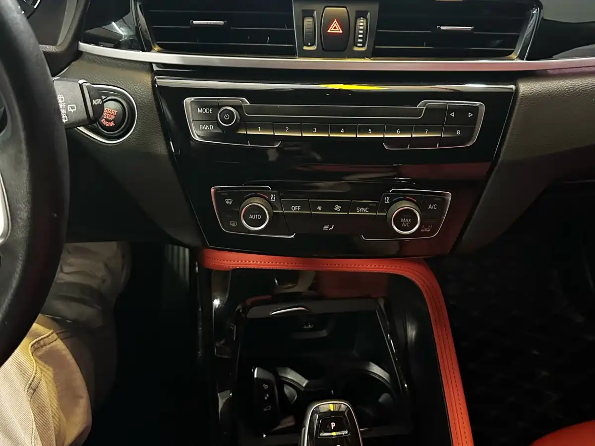 BMW X2 2020 sDrive20i M Off-Road Package фото 14