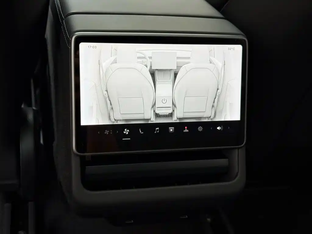 Tesla Model Y 2026 2026 Long Range All-Wheel Drive