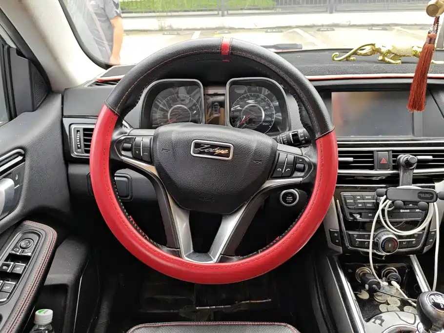 Zotye Damai X5 2015 2015 1.5T Manual Premium China V