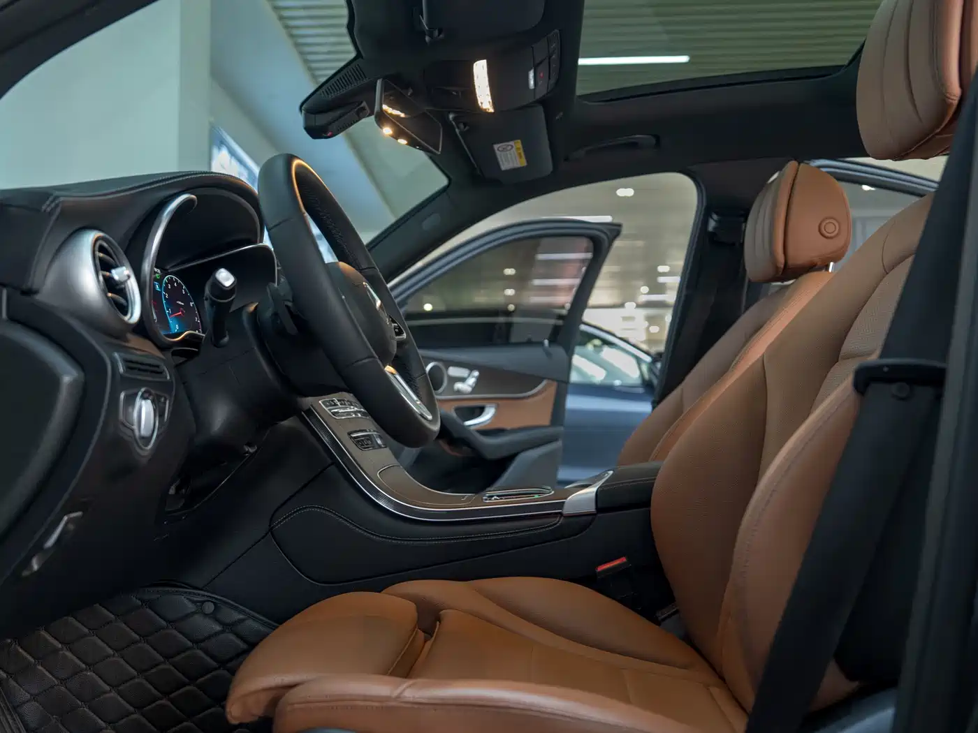 Mercedes-Benz GLC 2020 Facelift GLC 260 L 4MATIC Luxury фото 11