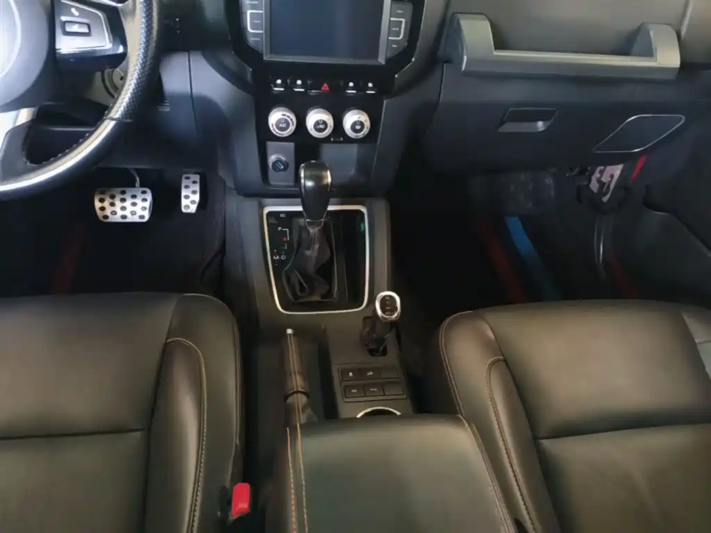 BAIC ORV Beijing Offroad BJ40 2016 Model 40L 2.3T Automatic 4WD Exclusive фото 14