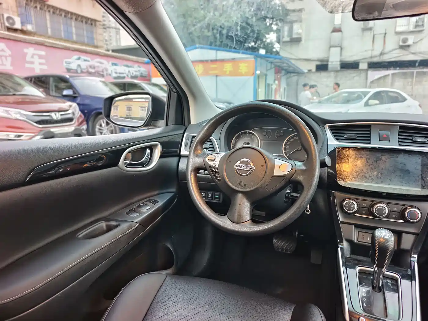 Фото 11 - Nissan Sylphy