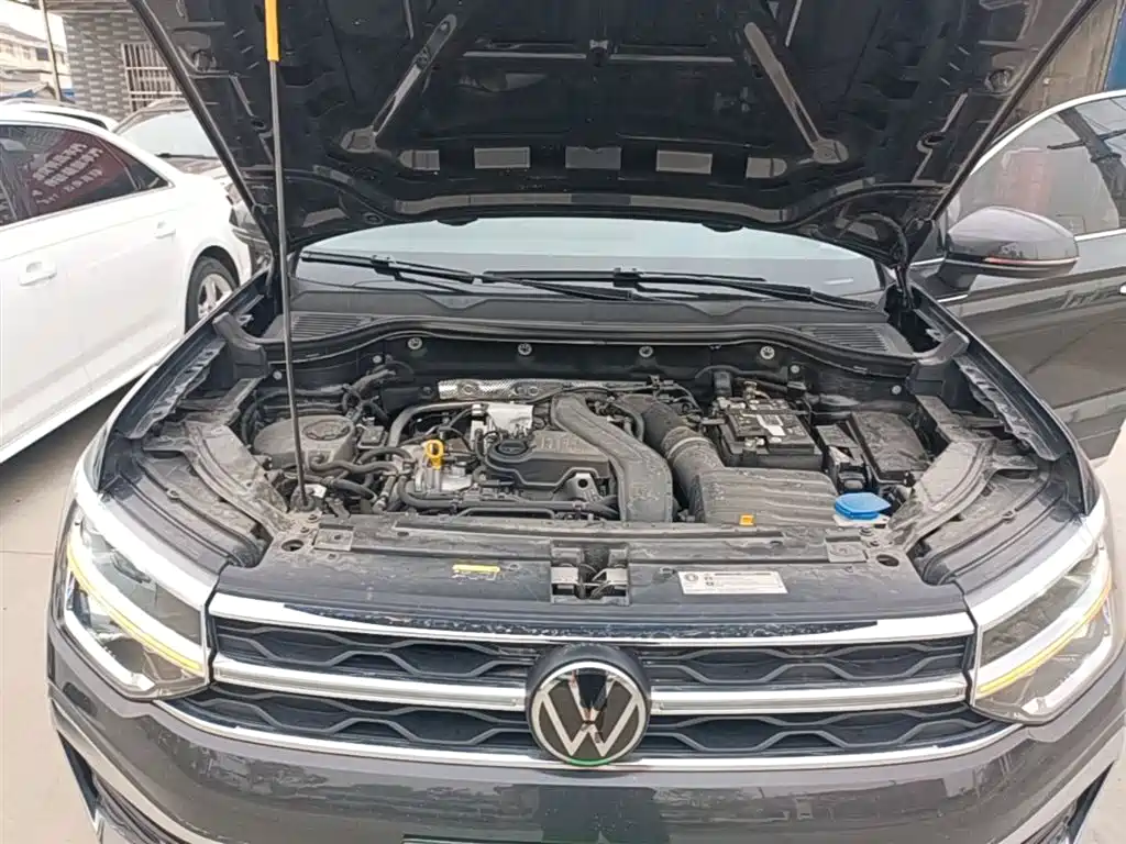 Volkswagen Tharu 2023 300TSI 2WD Full Moon Edition фото 20