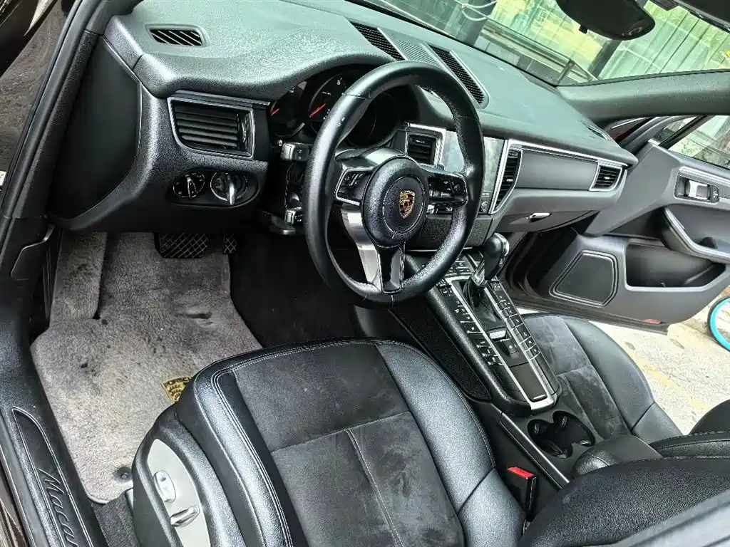 Porsche Macan 2017 Macan 2.0T фото 6
