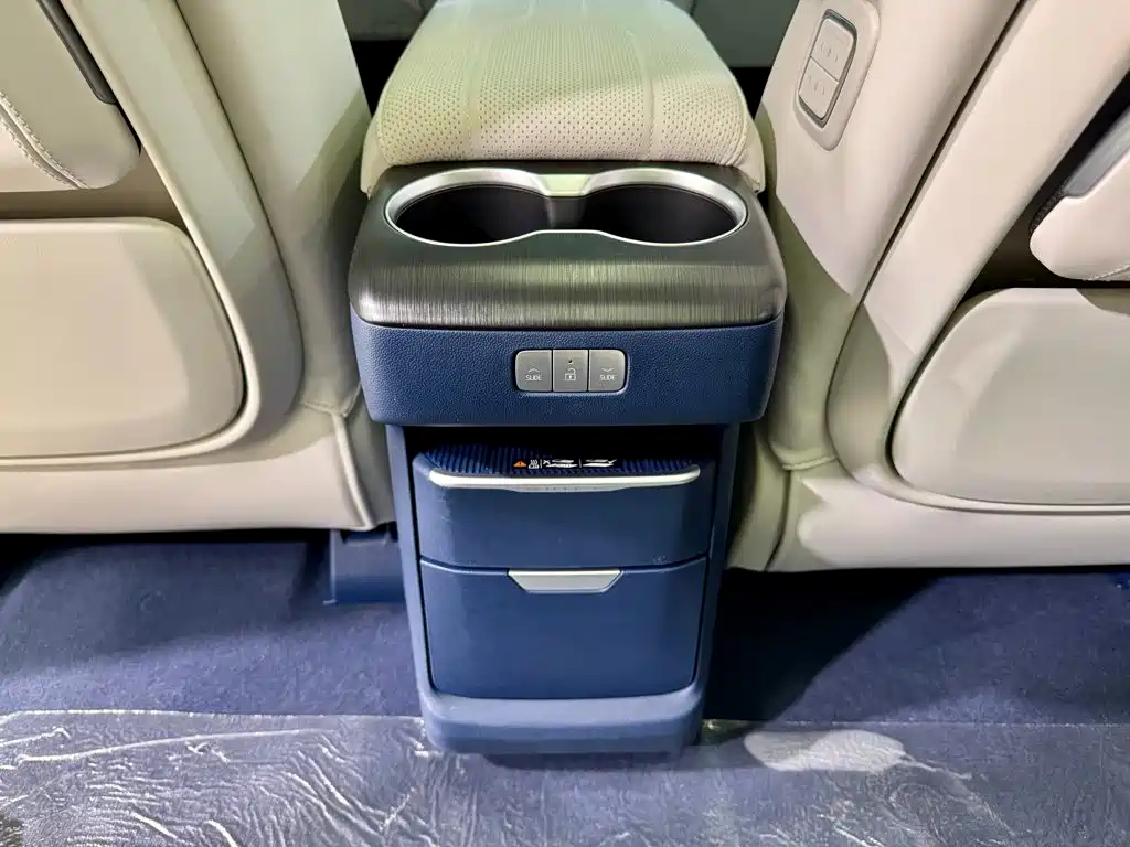Buick GL8 New Energy 2025 2024 Landglory Luxury Edition 7-Seater