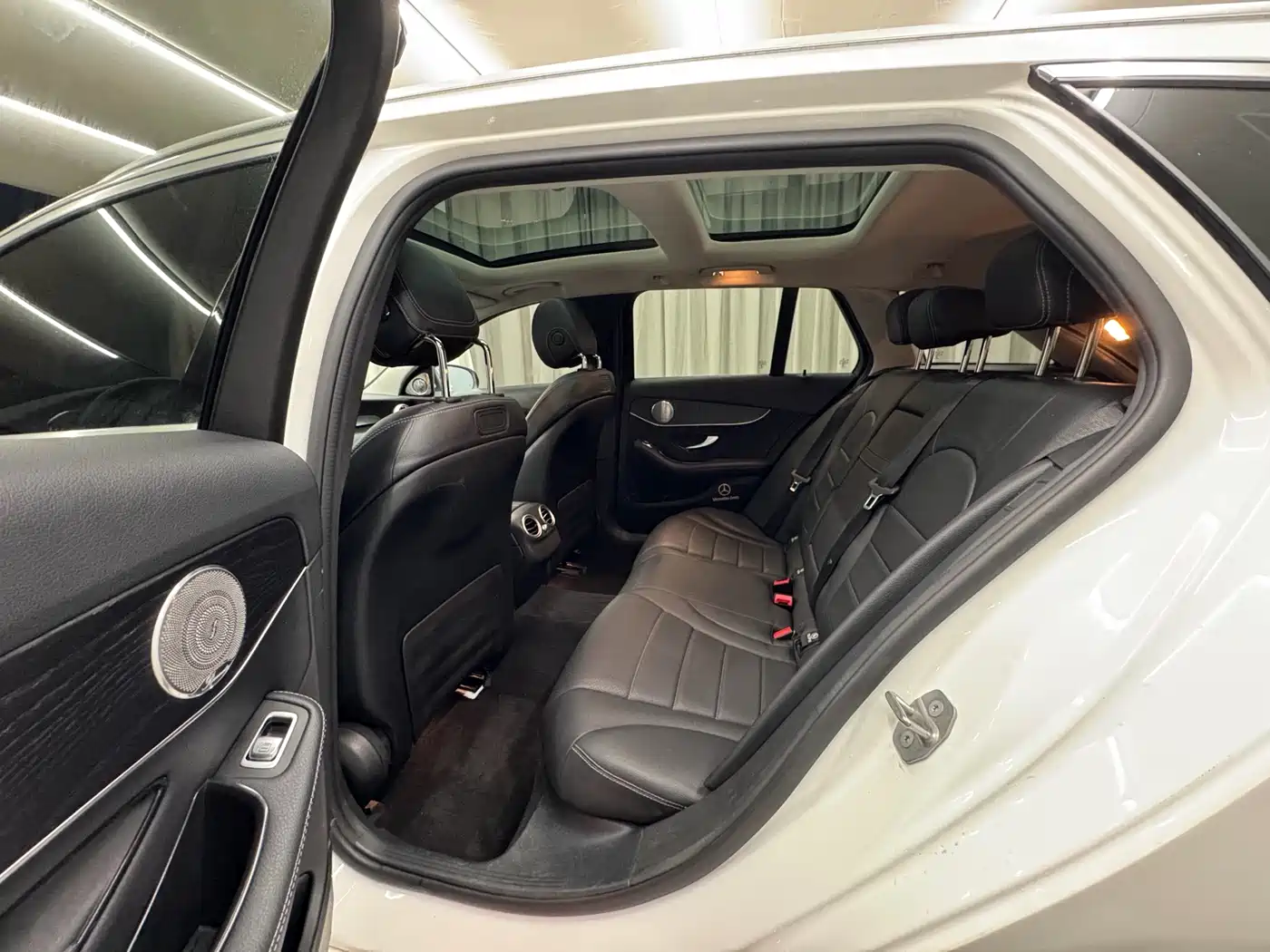 Mercedes-Benz C-Class (Import) 2020 Model C 260 Estate фото 15