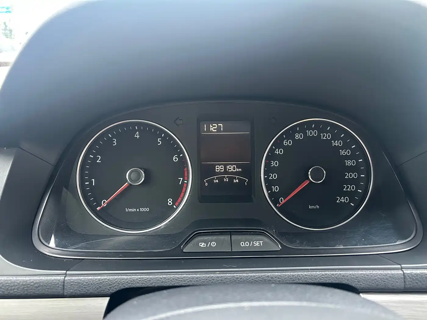 Volkswagen Lavida 2013 Facelift Classic 1.6L Automatic Comfort фото 9