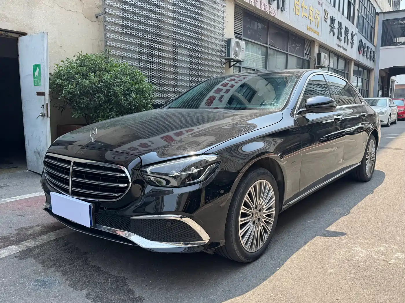 Mercedes-Benz E-Class 2022 E 260 L