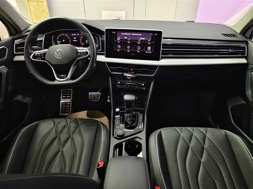 Volkswagen Tiguan L 2022 380TSI Automatic 4WD R-Line Cross Edition 7-Seater фото 12