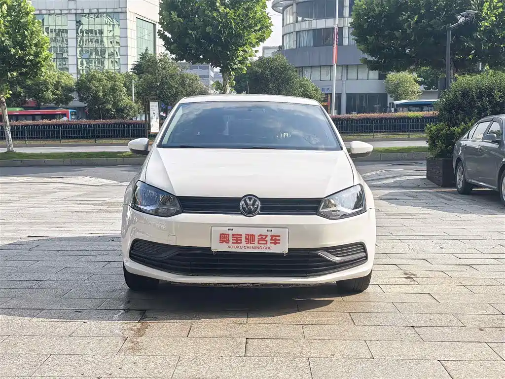 Volkswagen Polo 2018 1.5L Auto Safe Drive фото 2