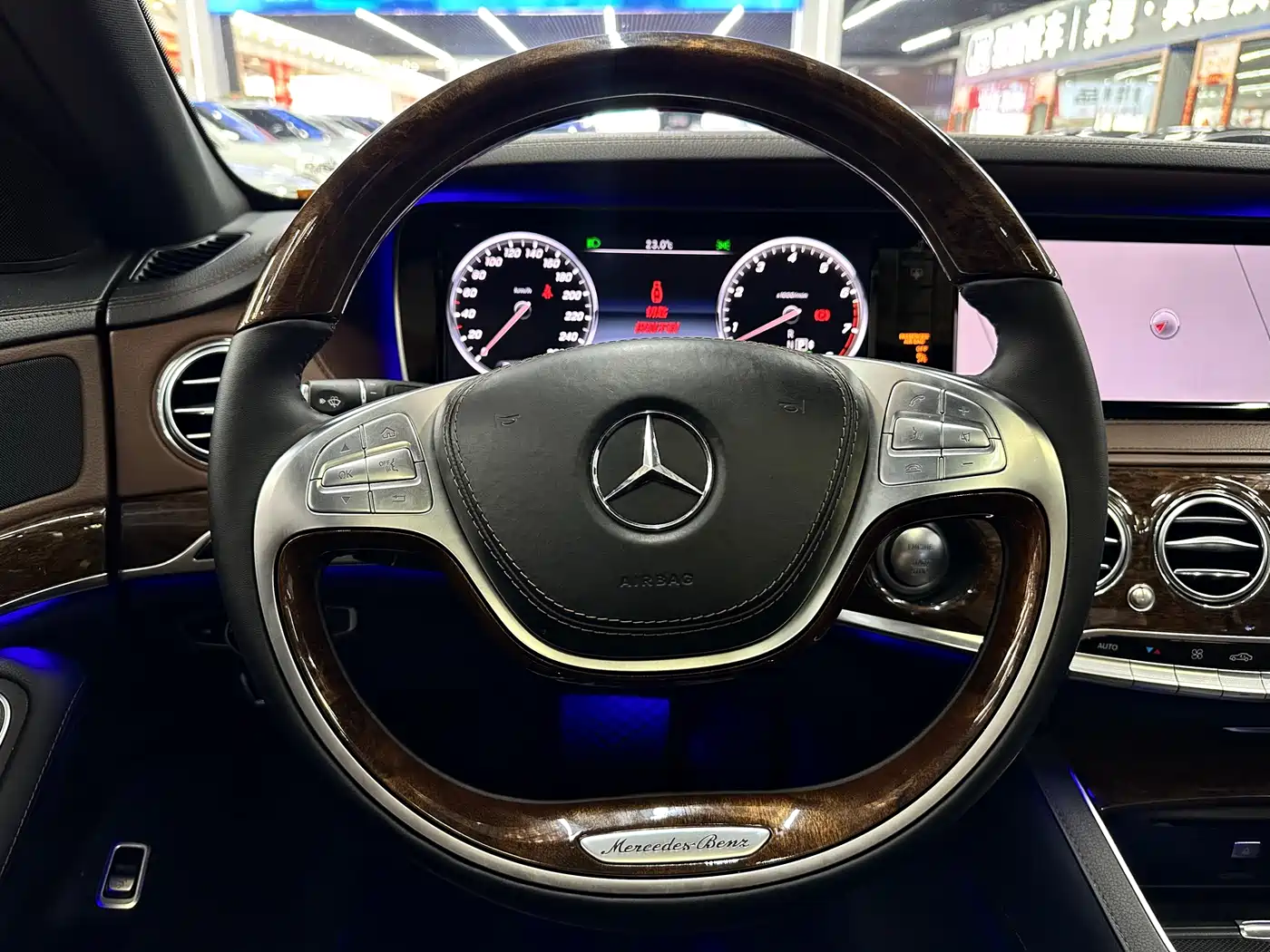 Mercedes-Benz S-Class 2014 S 320 L Business фото 9