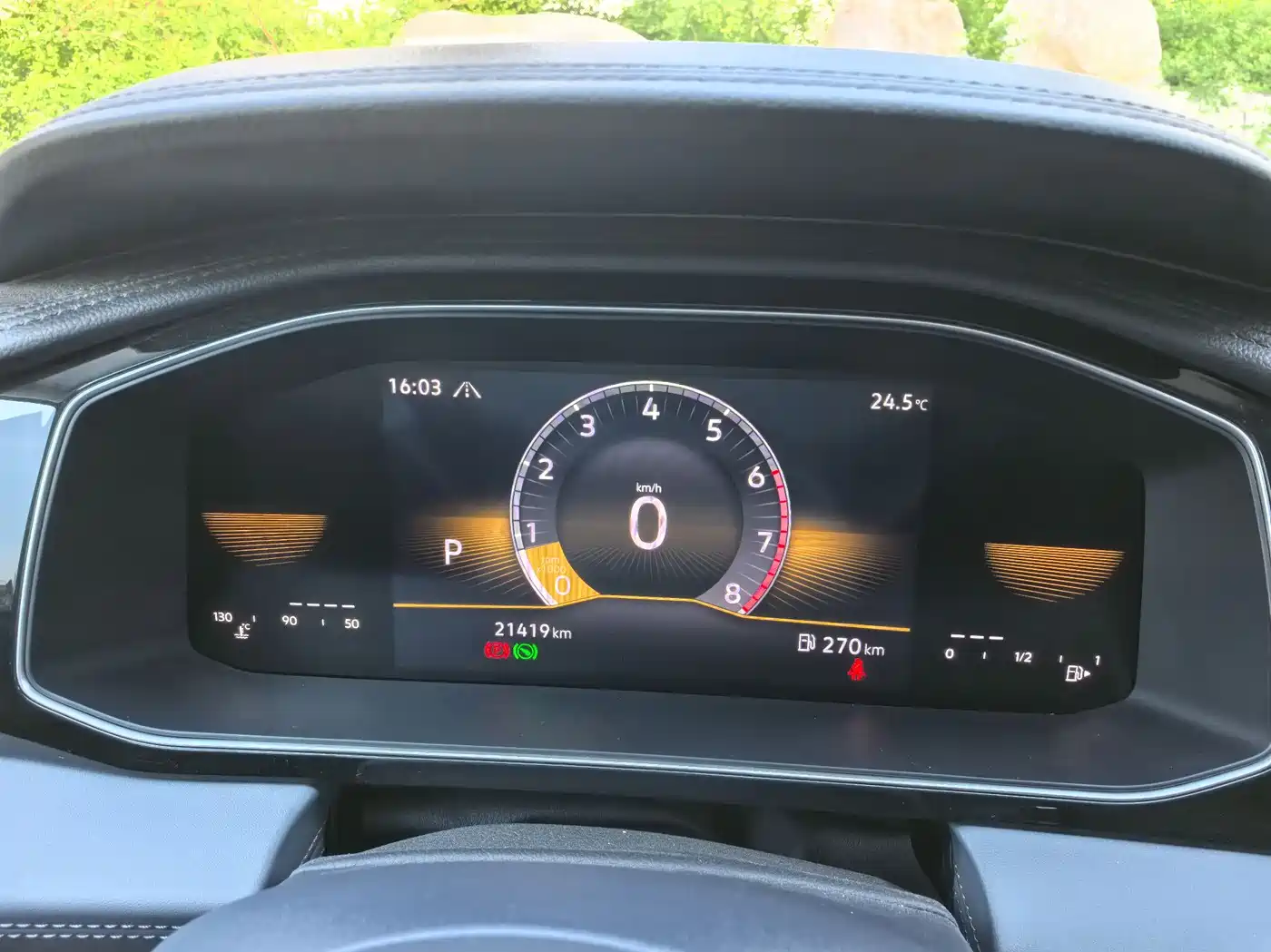 Volkswagen Sagitar 2024 300TSI DSG Flying Edition фото 13