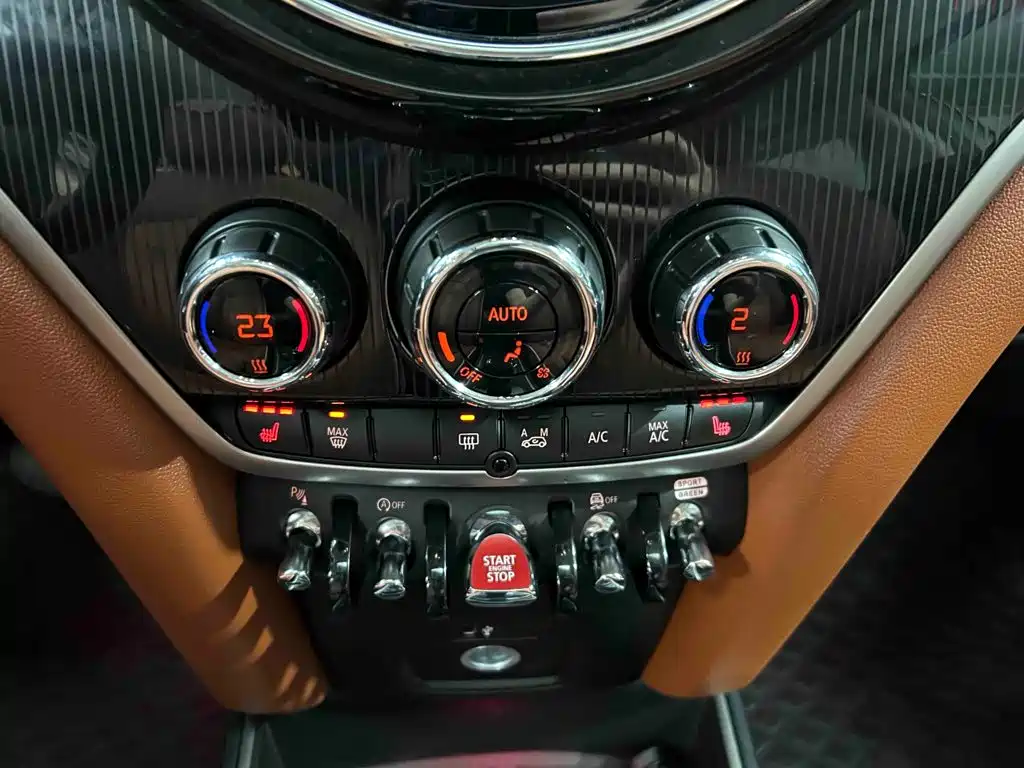 MINI COUNTRYMAN 2024 2023 1.5T COOPER ALL4 Connoisseur