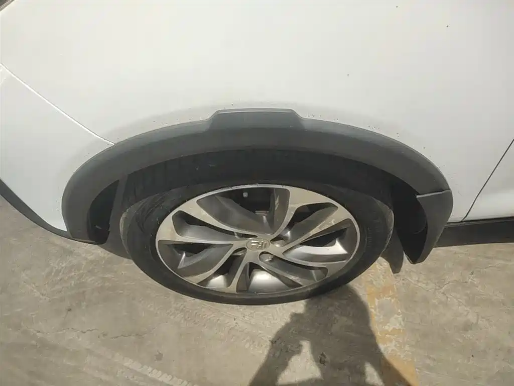 BYD Yuan 2017 1.5L Auto Cool Connect фото 23