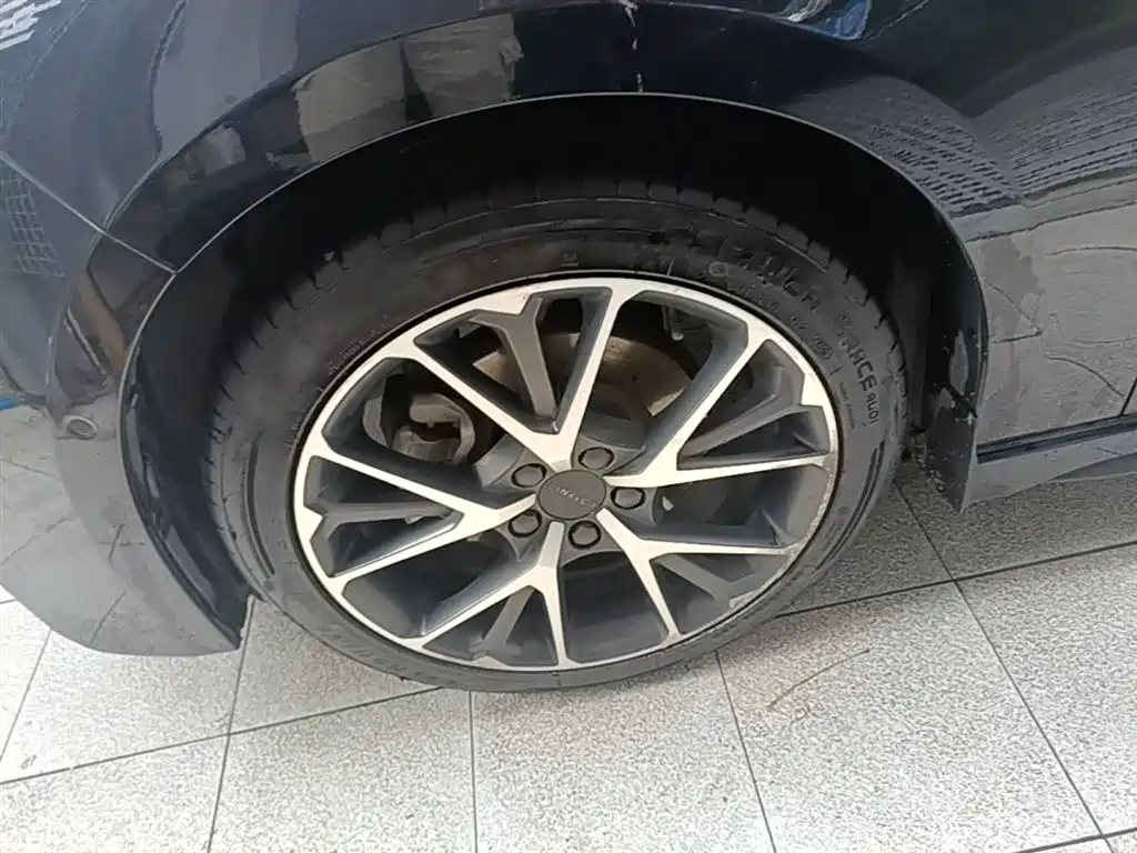 Lynk & Co 03 2021 2.0TD Auto Jin Champion Edition фото 23
