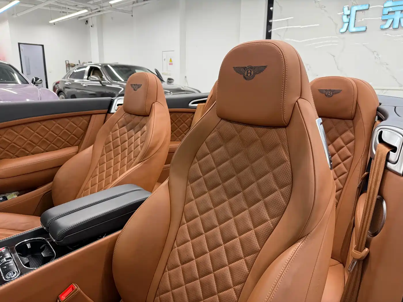 Photo 6 - Bentley Continental