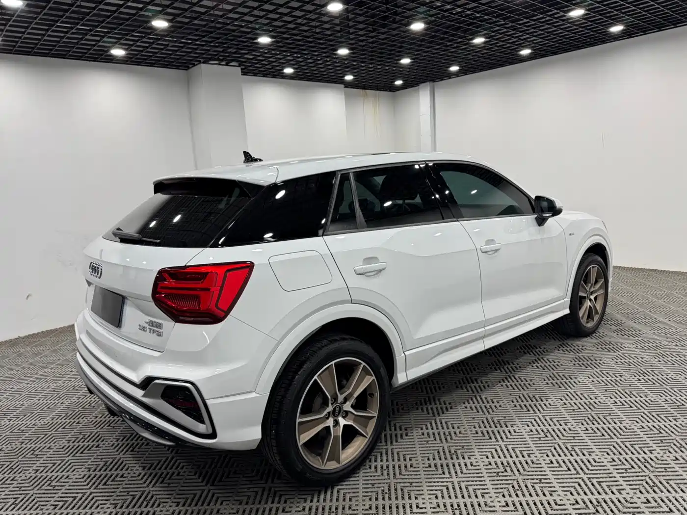 Audi Q2L 2022 35 TFSI Fashion Dynamic фото 7
