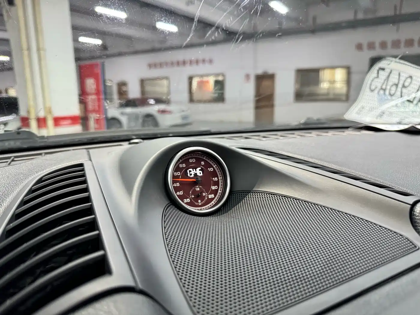 Porsche Cayenne фото 18