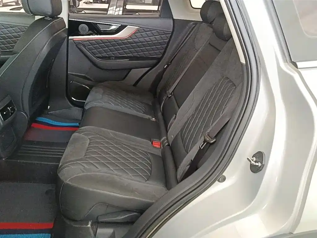 Hongqi HS5 2019 2.0T Smart Connect Enjoy Edition фото 17