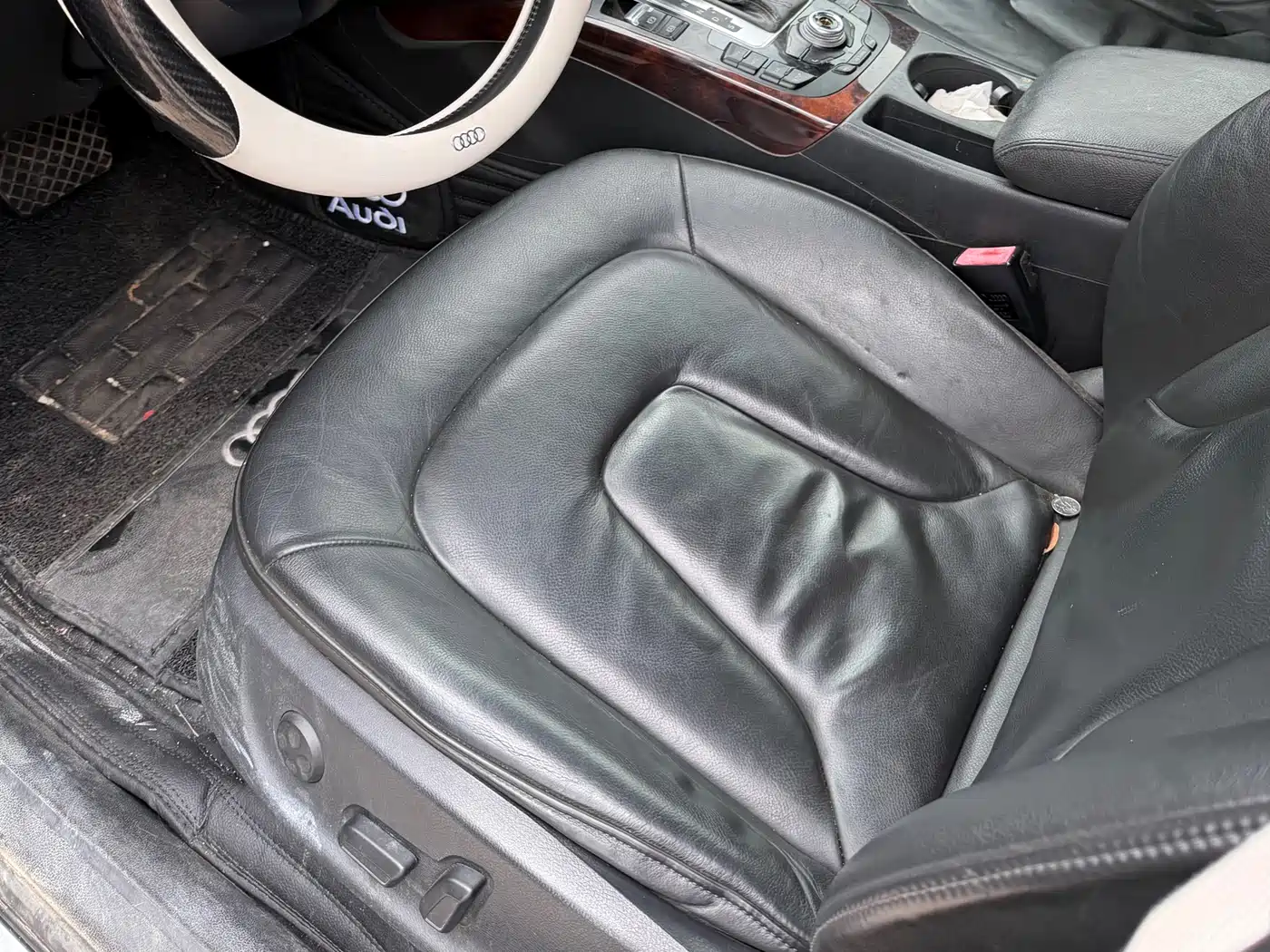 Audi A4L 2011 2011 2.0 TFSI Technology