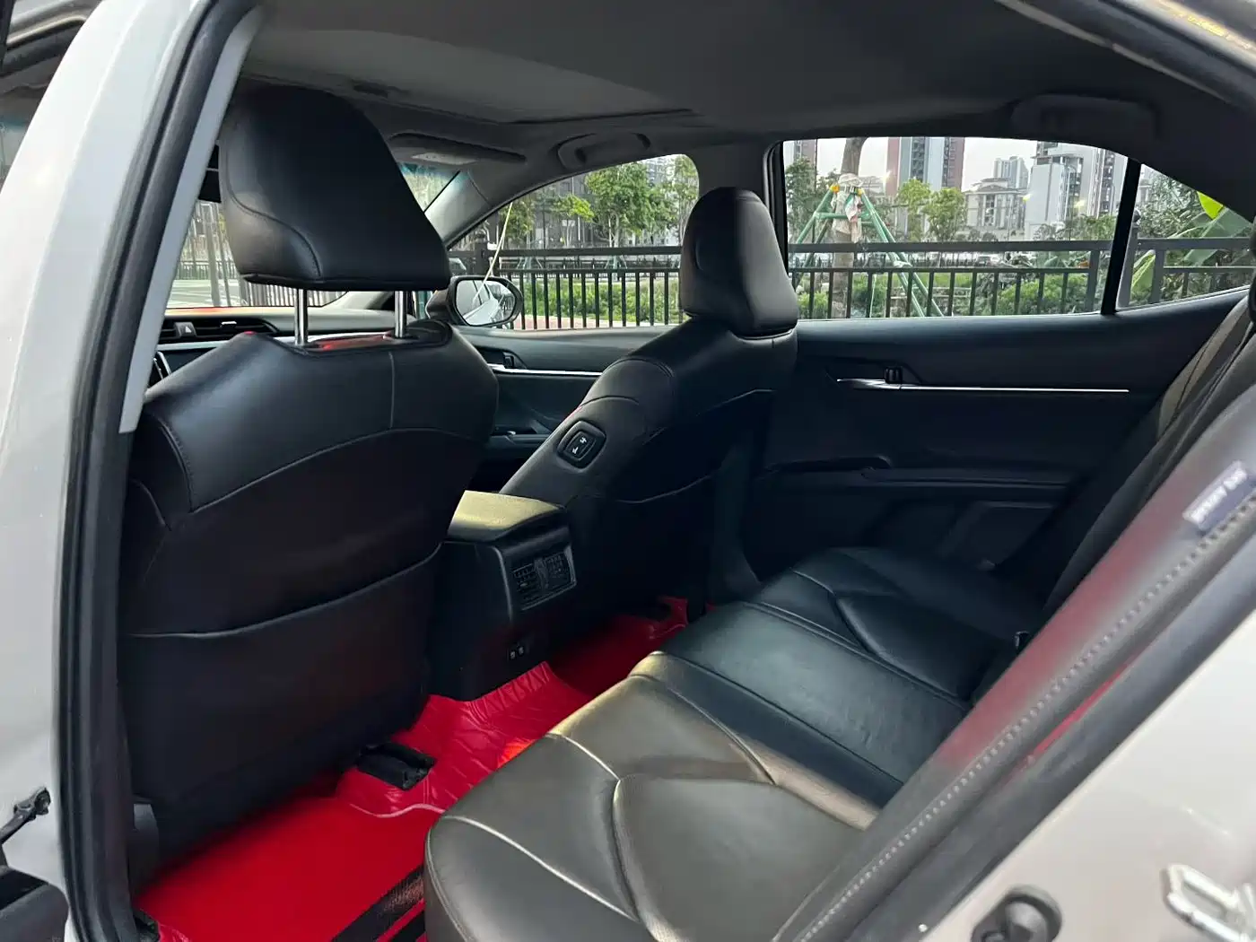 Toyota Camry 2018 2.0G Luxury Edition фото 6