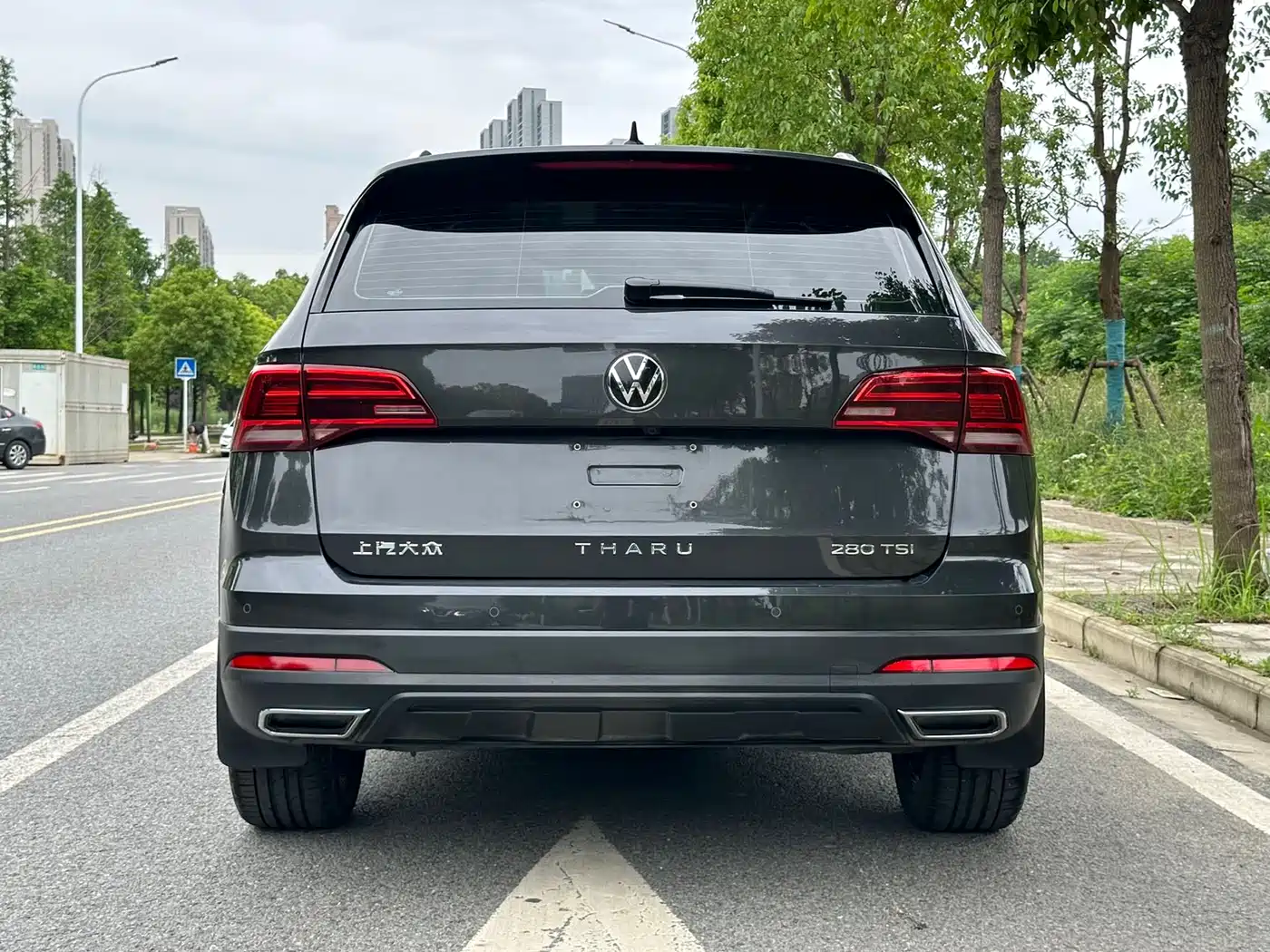 Volkswagen Tharu 2022 280TSI FWD Luxury Edition фото 4