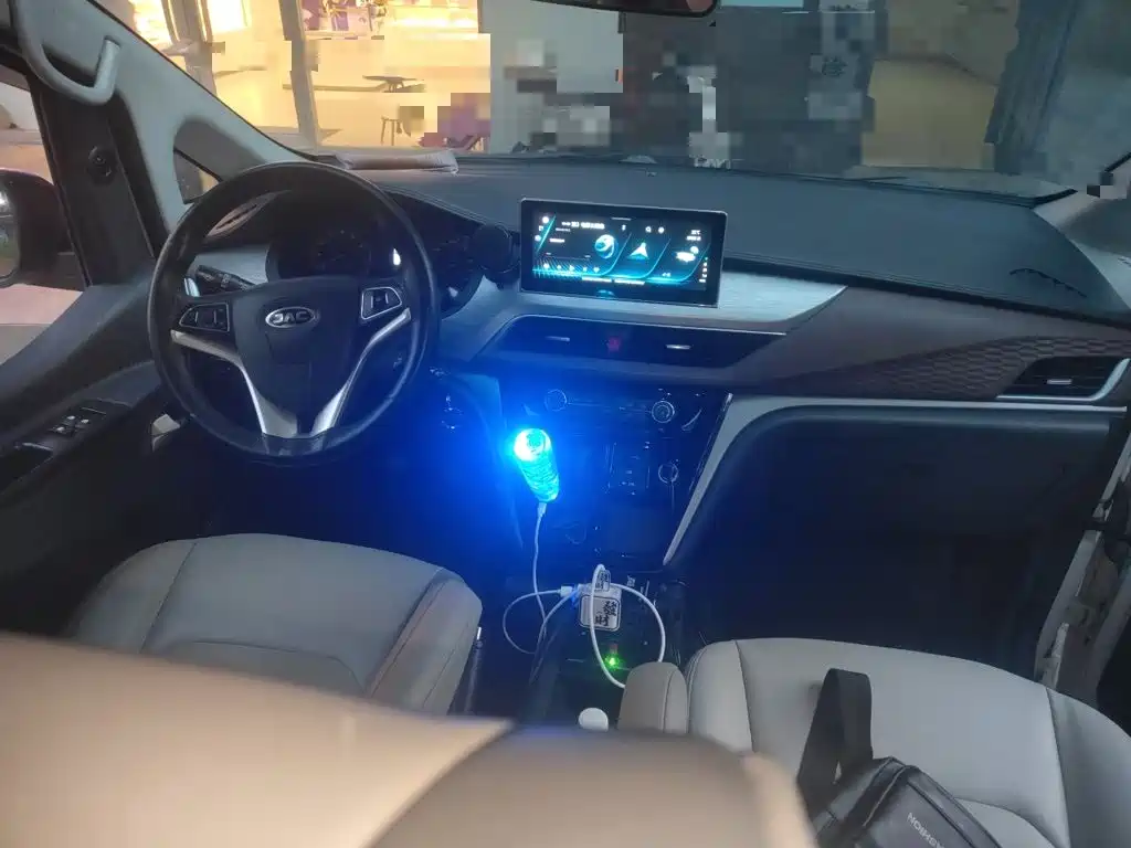 JAC Refine M3 2023 2023 1.8L 7/8-seater Smart Connect Edition