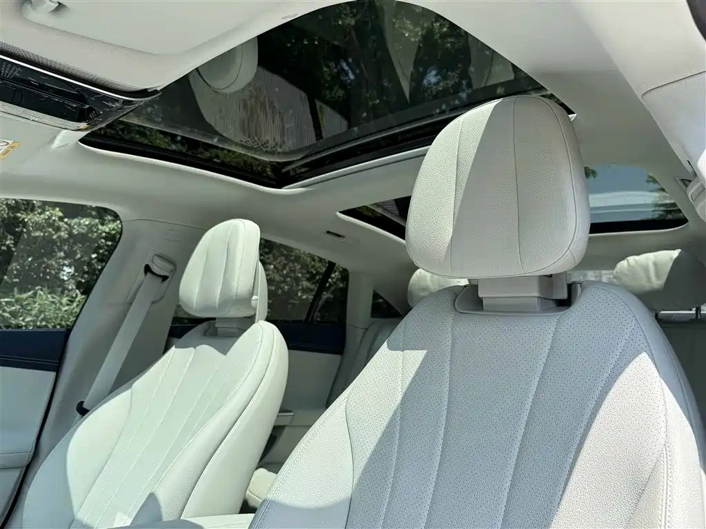 Mercedes-Benz EQE 2022 350 Pioneer Edition фото 14
