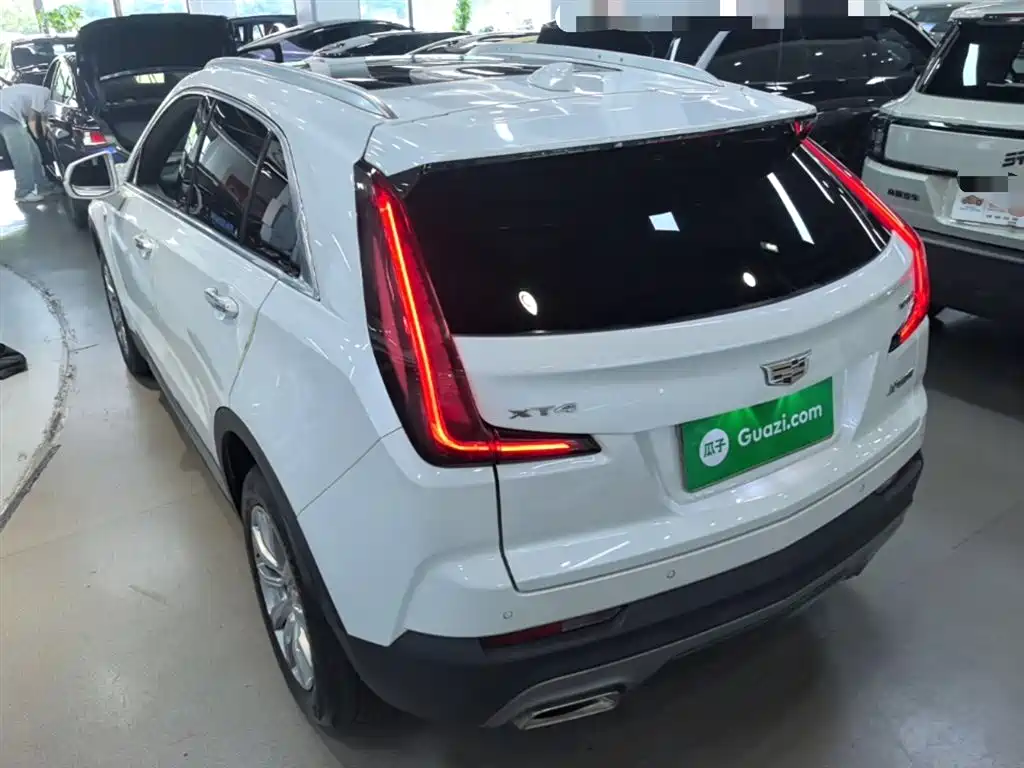 Cadillac XT4 2020 Facelift 28T 2WD Leading фото 5