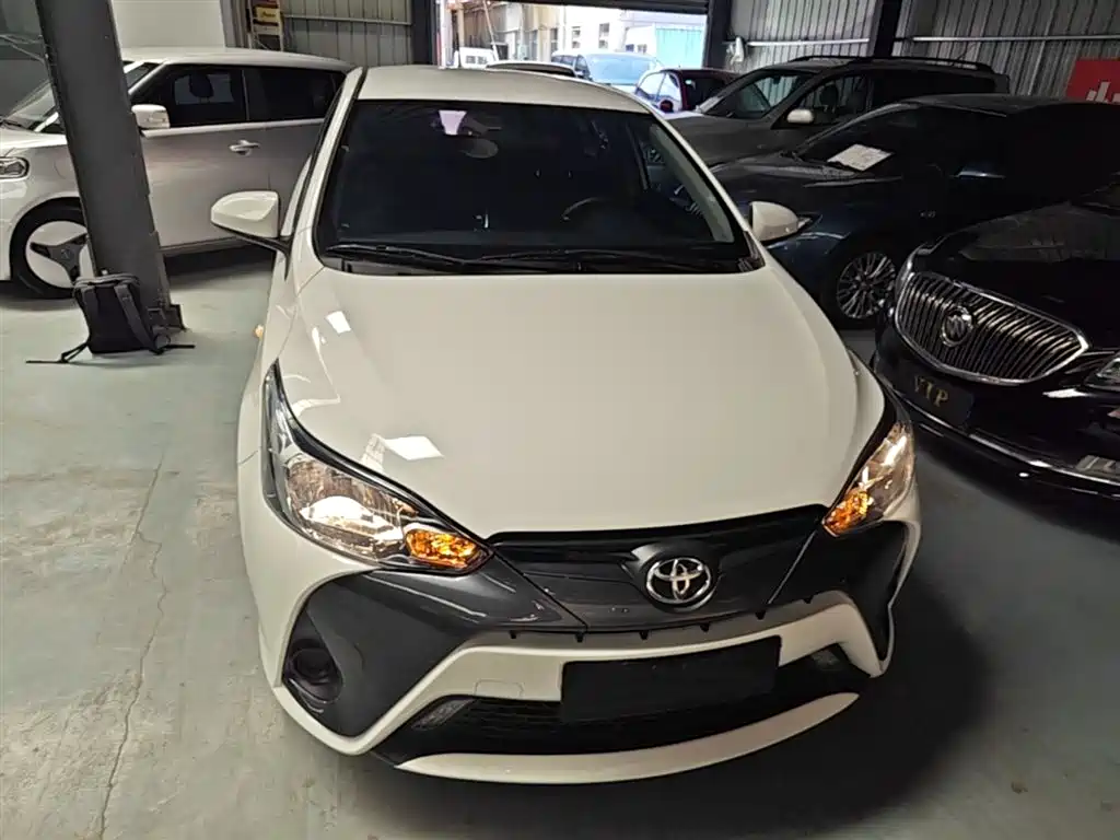 Toyota YARiS L Zhi Xuan 2016 Facelift 1.5E CVT Charming Edition фото 3